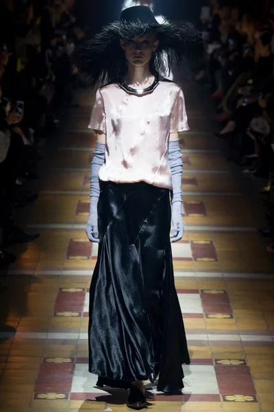 Look 34